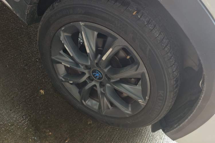 Used BYD Song New Energy 2019 Song DM 1.5TID Smart Connect Premium Model Right Front Wheel Hub