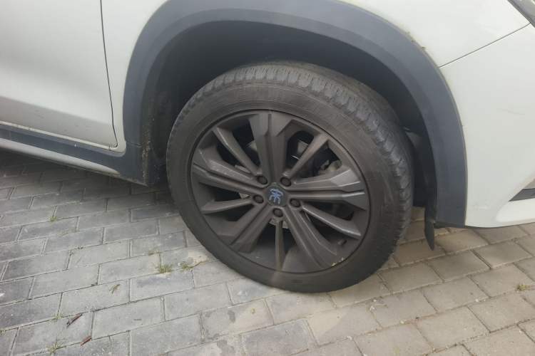 Used BYD Song New Energy 2019 Song EV500 Smart Connect Luxe Model Right Front Wheel Hub