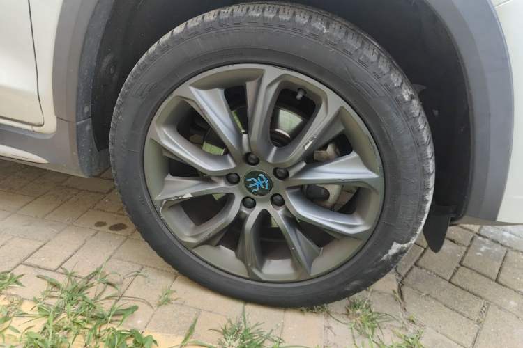 Used BYD Song New Energy 2019 Song DM 1.5TID Smart Connect Premium Model Right Front Wheel Hub
