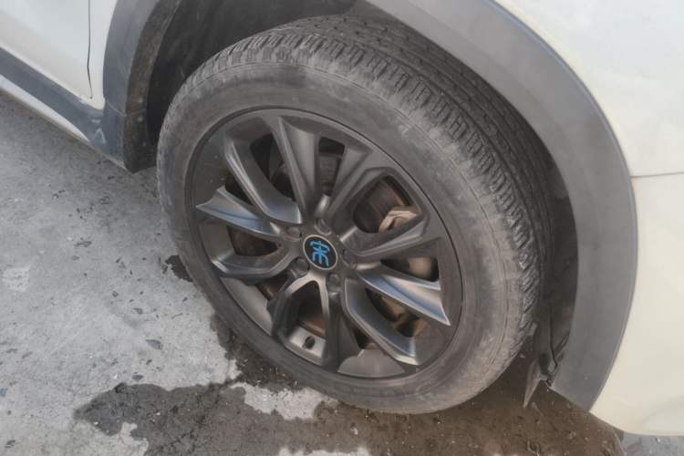 Used BYD Song New Energy 2019 Song DM 1.5TID Smart Connect Premium Model Right Front Wheel Hub