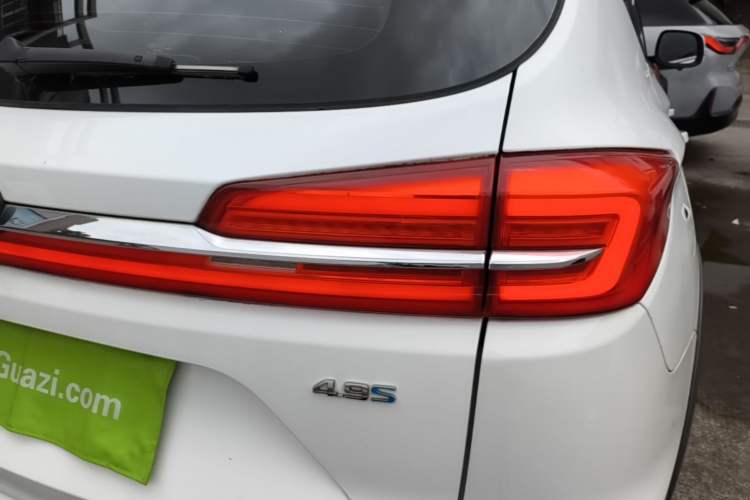 Used BYD Song New Energy 2019 Song DM 1.5TID Smart Connect Dynamic Model Right Rear Taillight