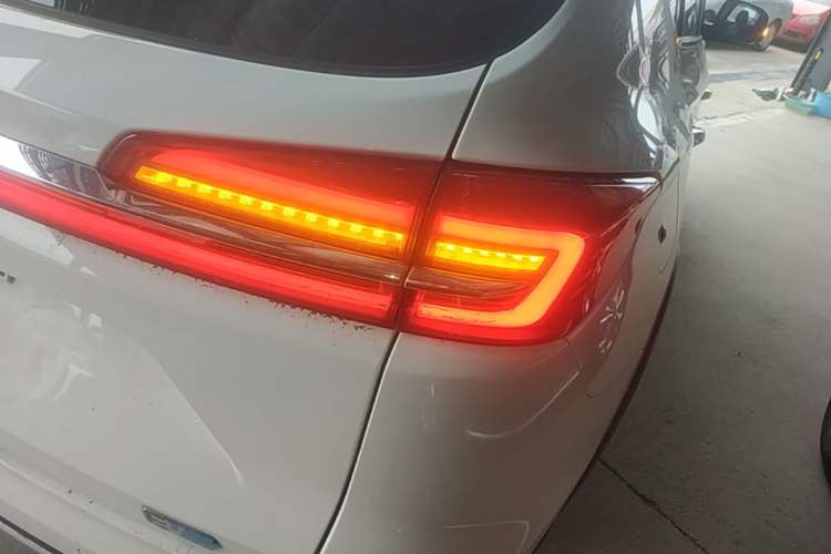 Used BYD Song New Energy 2019 Song EV500 Smart Connect Luxe Model Right Rear Taillight