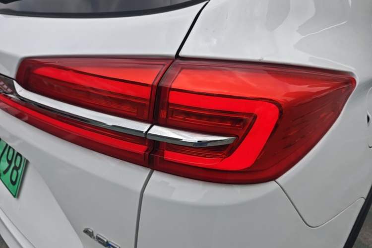 Used BYD Song New Energy 2019 Song DM 1.5TID Smart Connect Sharp Edition Right Rear Taillight