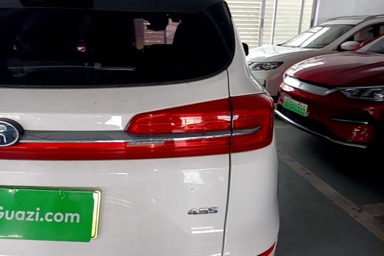 Used BYD Song New Energy 2019 Song DM 1.5TID Smart Connect Premium Model Right Rear Taillight
