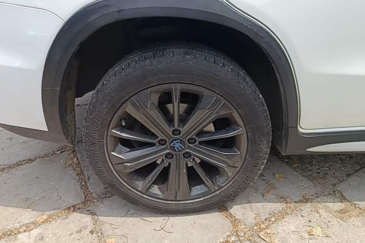 Used BYD Song New Energy 2019 Song EV500 Smart Connect Luxe Model Right Rear Wheel Hub