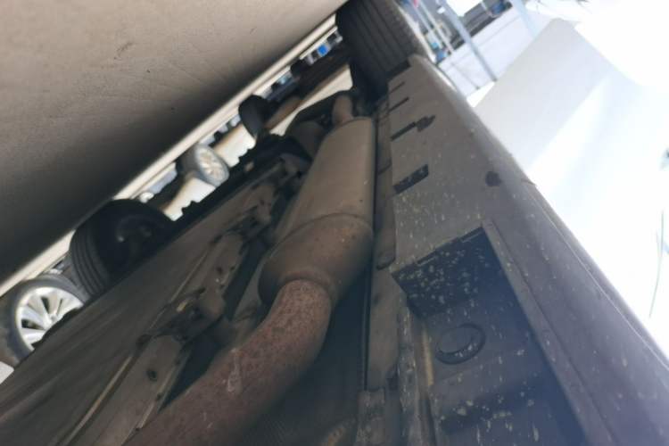 Used BYD Song New Energy 2019 Song DM 1.5TID Smart Connect Dynamic Model Right Side Sill