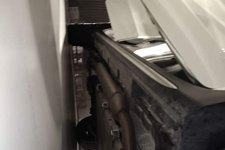Used BYD Song New Energy 2019 Song DM 1.5TID Smart Connect Premium Model Right Side Sill