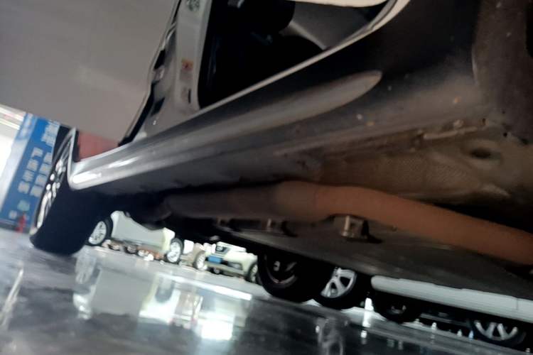 Used BYD Song New Energy 2019 Song DM 1.5TID Smart Connect Premium Model Right Side Sill