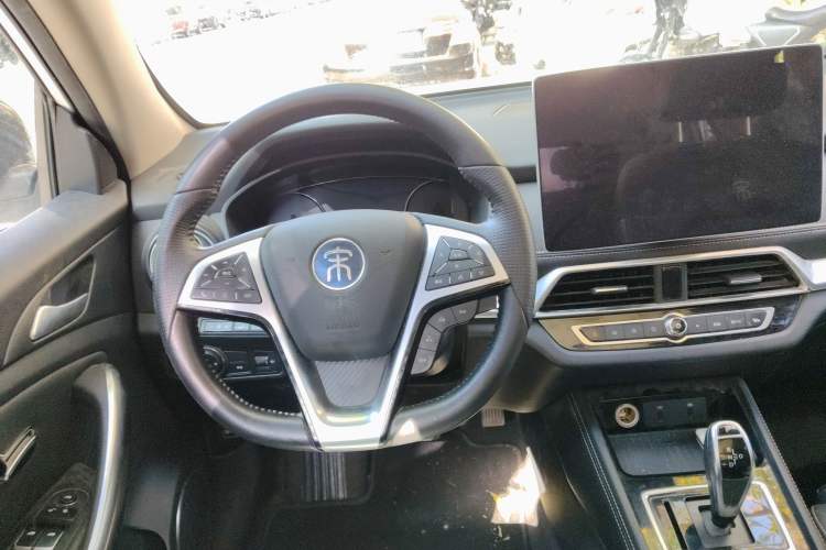 Used BYD Song New Energy 2019 Song EV500 Smart Connect Elite Model Steering Wheel