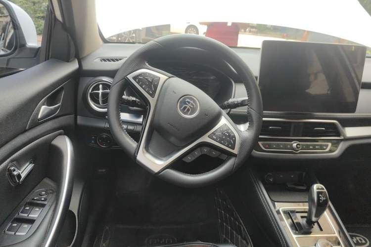 Used BYD Song New Energy 2019 Song DM 1.5TID Smart Connect Premium Model Steering Wheel