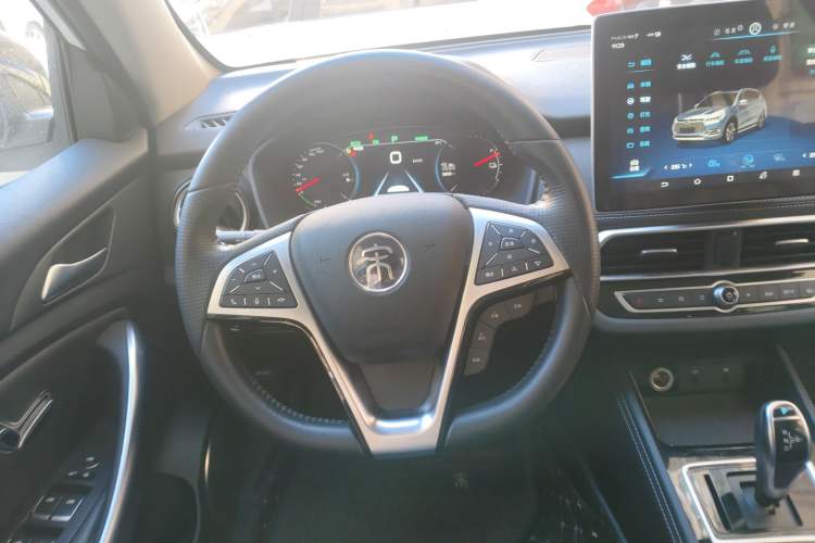 Used BYD Song New Energy 2019 Song EV500 Smart Connect Luxe Model Steering Wheel