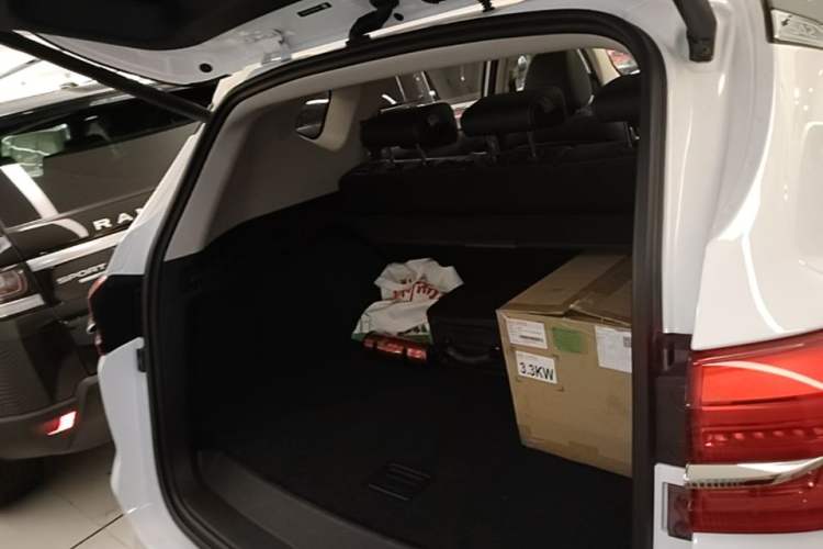 Used BYD Song New Energy 2019 Song DM 1.5TID Smart Connect Premium Model Trunk