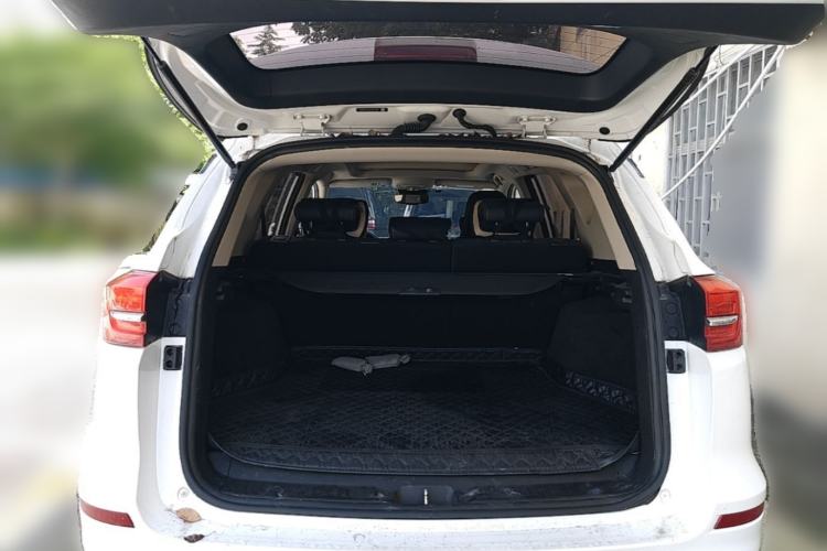 Used BYD Song New Energy 2019 Song DM 1.5TID Smart Connect Dynamic Model Trunk