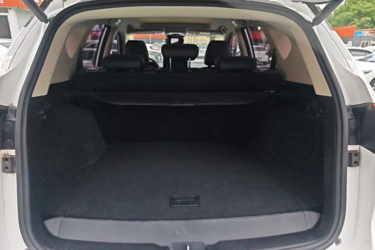 Used BYD Song New Energy 2019 Song DM 1.5TID Smart Connect Sharp Edition Trunk