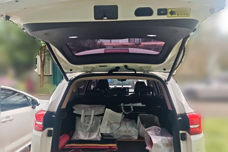 Used BYD Song New Energy 2019 Song DM 1.5TID Smart Connect Premium Model Trunk