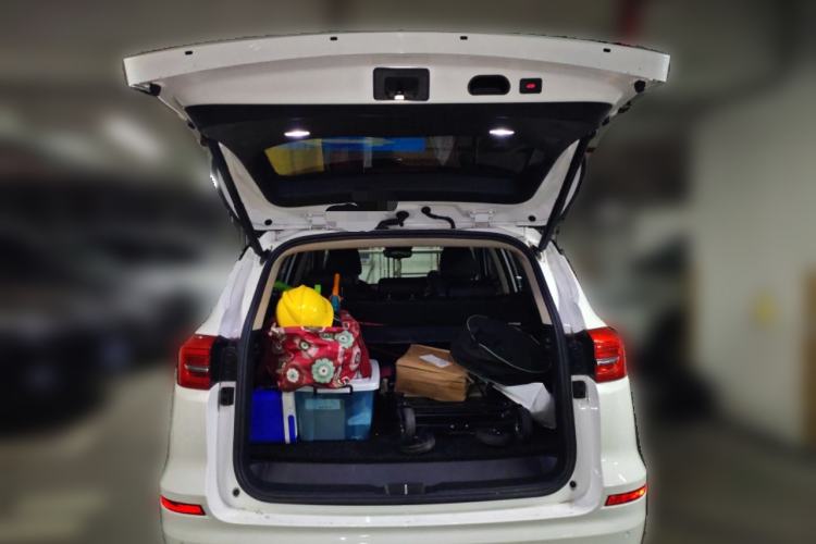 Used BYD Song New Energy 2019 Song DM 1.5TID Smart Connect Sharp Edition Trunk