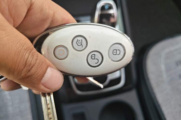 Used BYD Song New Energy 2019 Song DM 1.5TID Smart Connect Premium Model Vehicle Key