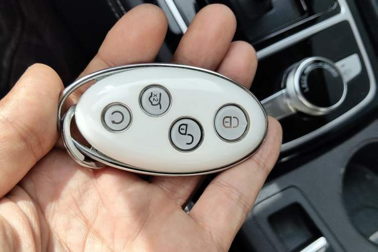 Used BYD Song New Energy 2019 Song DM 1.5TID Smart Connect Premium Model Vehicle Key