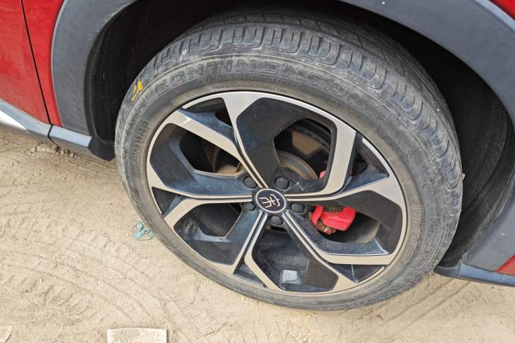Used BYD Song PLUS 2020 1.5T Automatic Flagship PLUS Right Front Wheel Hub