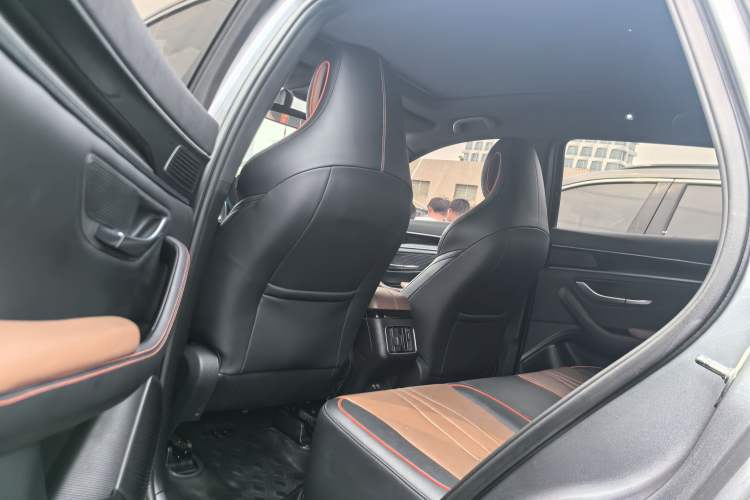 Used BYD Song PLUS 2020 1.5T Automatic Luxury Version Interior 6
