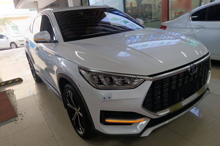 Used BYD Song PLUS 2020 1.5T Automatic Flagship Edition Front Right 45 Deg