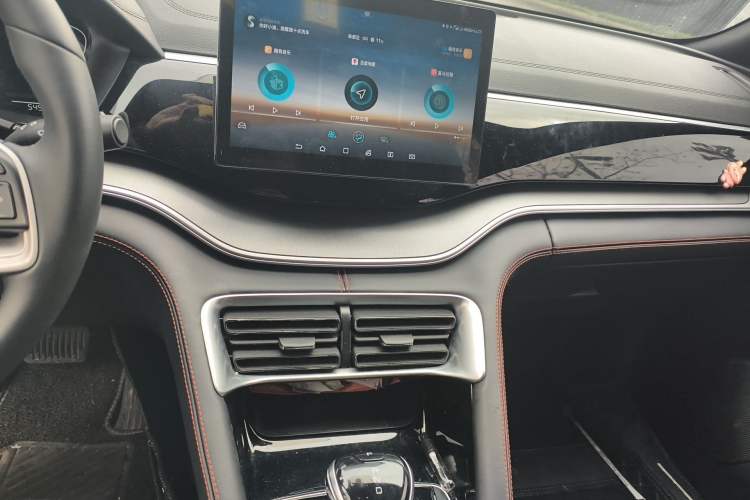 Used BYD Song PLUS 2020 1.5T Automatic Luxury Version Audio And AC Panel
