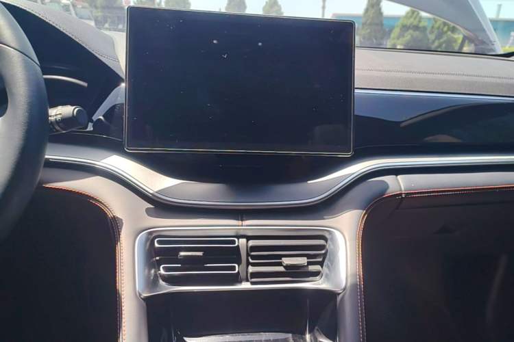 Used BYD Song PLUS 2020 1.5T Automatic Flagship Edition Audio And AC Panel