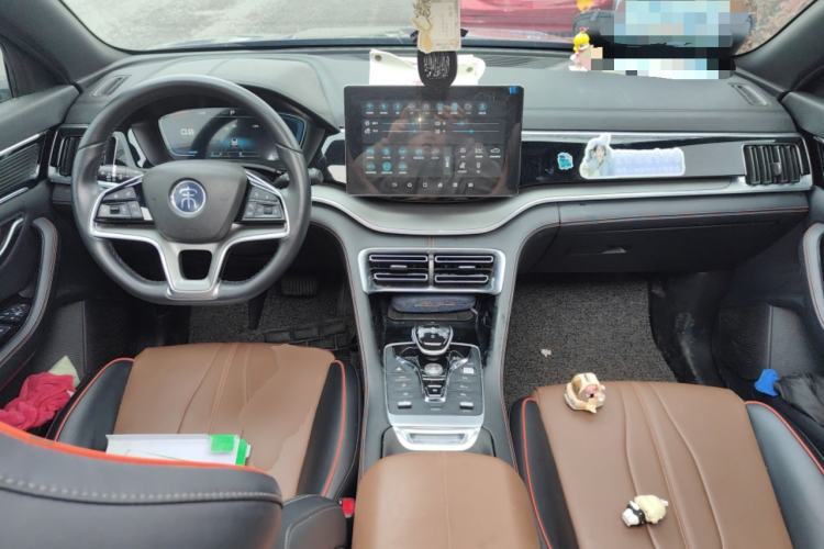 Used BYD Song PLUS 2020 1.5T Automatic Prestige Version Center Console