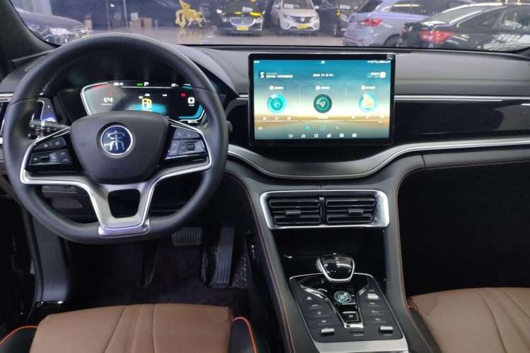 Used BYD Song PLUS 2020 1.5T Automatic Prestige Version Center Console