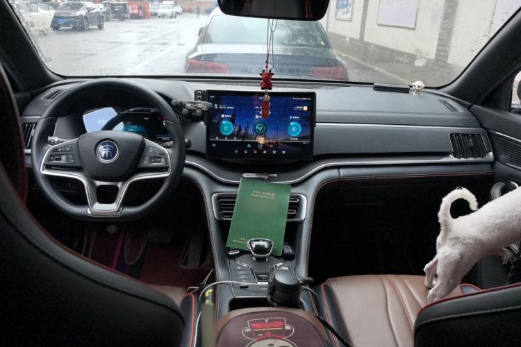 Used BYD Song PLUS 2020 1.5T Automatic Prestige Version Center Console