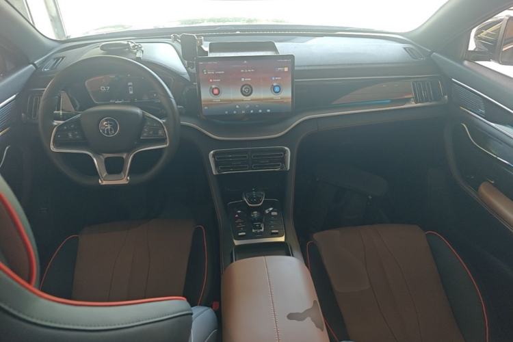 Used BYD Song PLUS 2020 1.5T Automatic Flagship Edition Center Console