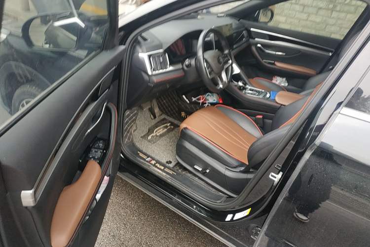 Used BYD Song PLUS 2020 1.5T Automatic Prestige Version Driver Seat