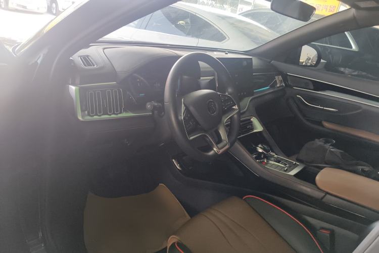Used BYD Song PLUS 2020 1.5T Automatic Prestige Version Driver Seat