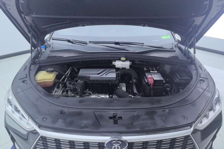 Used BYD Song PLUS 2020 1.5T Automatic Prestige Version Engine Bay