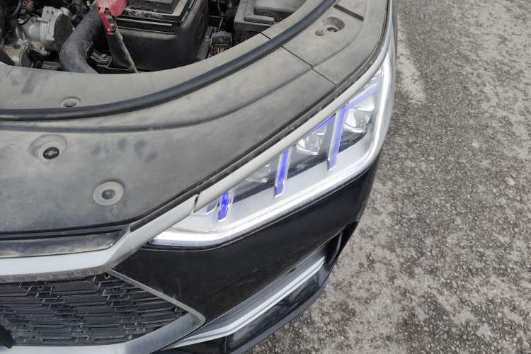 Used BYD Song PLUS 2020 1.5T Automatic Prestige Version Engine Bay Left
