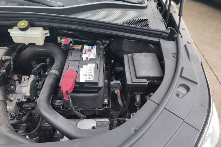 Used BYD Song PLUS 2020 1.5T Automatic Luxury Version Engine Bay Left