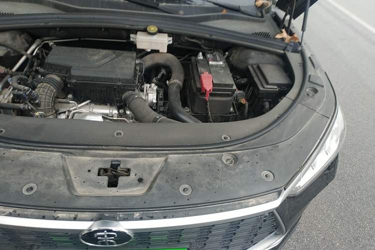 Used BYD Song PLUS 2020 1.5T Automatic Prestige Version Engine Bay Left