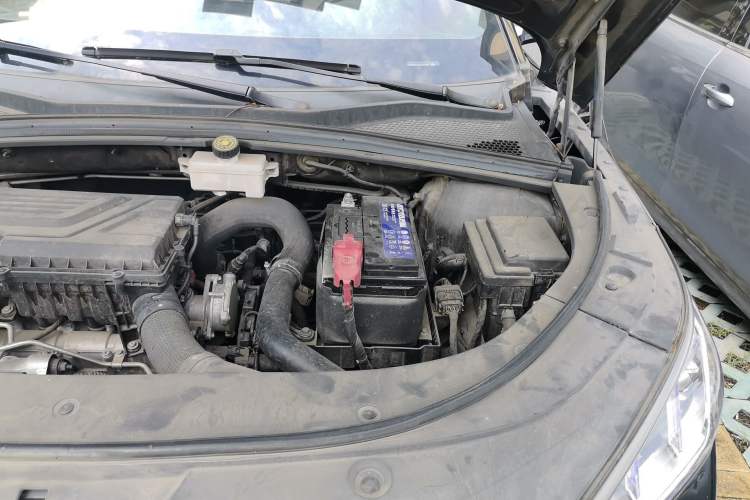 Used BYD Song PLUS 2020 1.5T Automatic Flagship PLUS Engine Bay Left