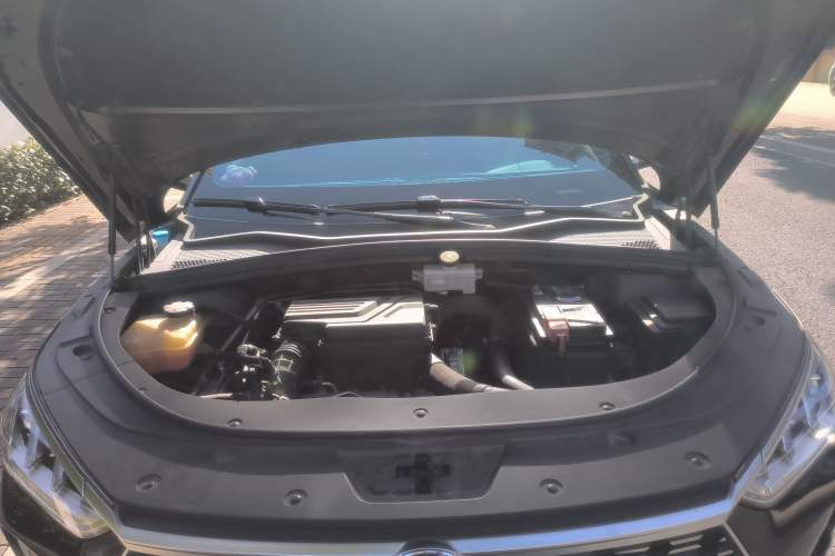 Used BYD Song PLUS 2020 1.5T Automatic Prestige Version Engine Bay