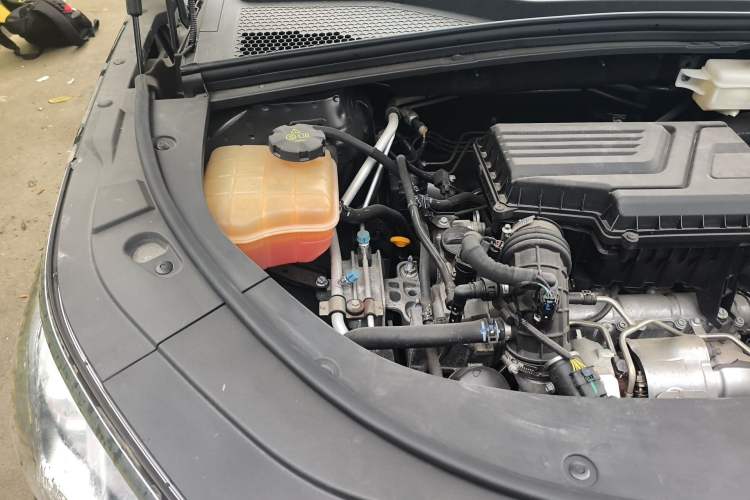 Used BYD Song PLUS 2020 1.5T Automatic Luxury Version Engine Bay Right