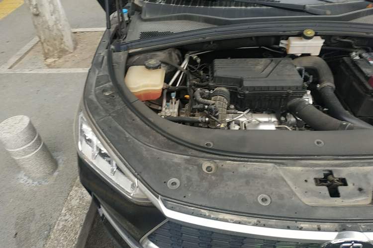 Used BYD Song PLUS 2020 1.5T Automatic Prestige Version Engine Bay Right