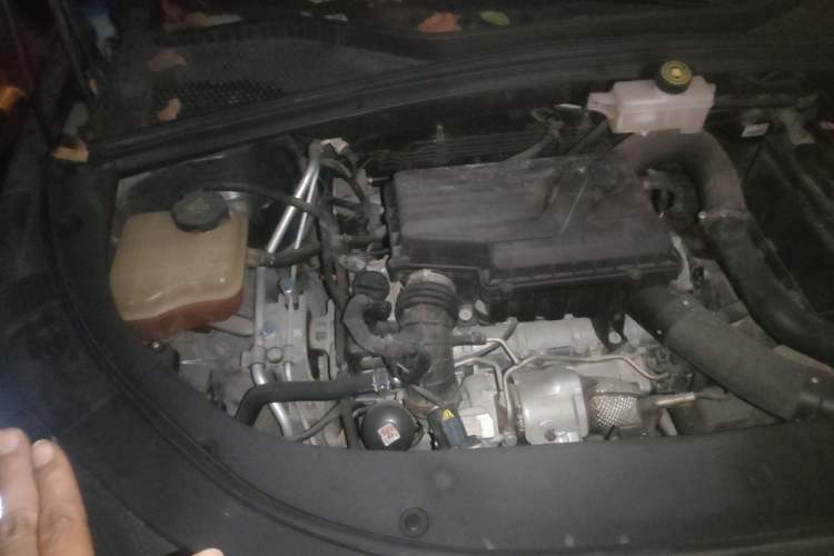 Used BYD Song PLUS 2020 1.5T Automatic Prestige Version Engine Bay Right