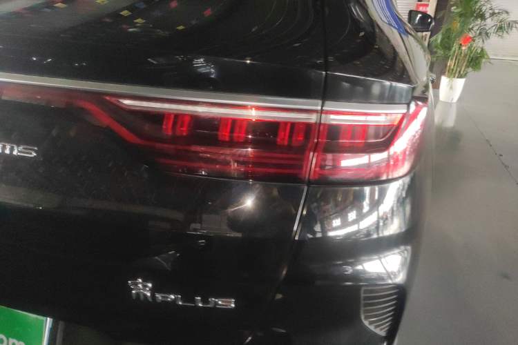 Used BYD Song PLUS 2020 1.5T Automatic Luxury Version Exterior 3
