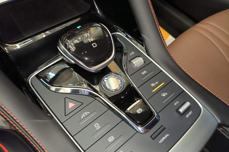 Used BYD Song PLUS 2020 1.5T Automatic Prestige Version Gear Lever