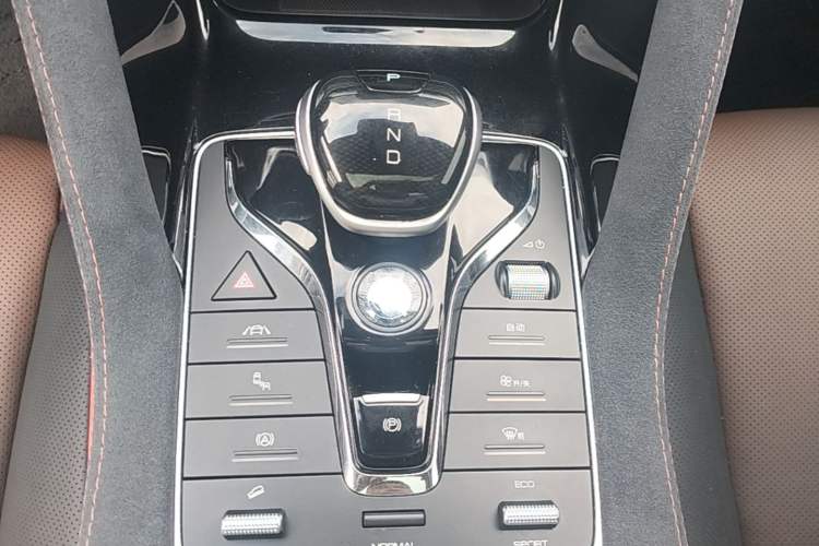 Used BYD Song PLUS 2020 1.5T Automatic Flagship PLUS Gear Lever