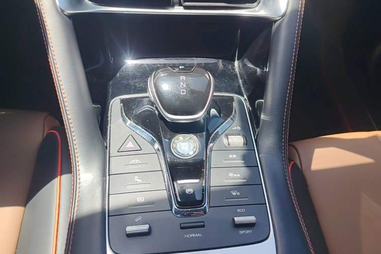 Used BYD Song PLUS 2020 1.5T Automatic Flagship Edition Gear Lever