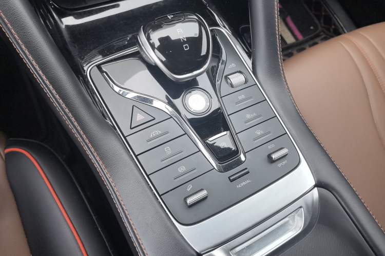 Used BYD Song PLUS 2020 1.5T Automatic Prestige Version Gear Lever