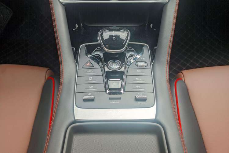 Used BYD Song PLUS 2020 1.5T Automatic Prestige Version Gear Lever