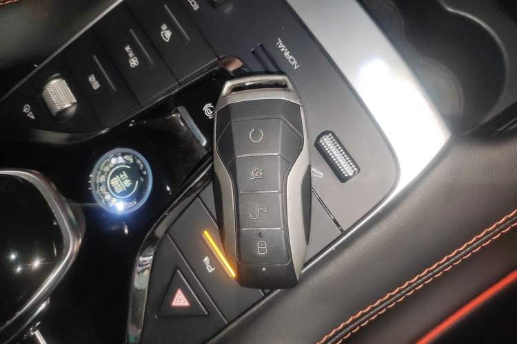 Used BYD Song PLUS 2020 1.5T Automatic Luxury Version Interior 1