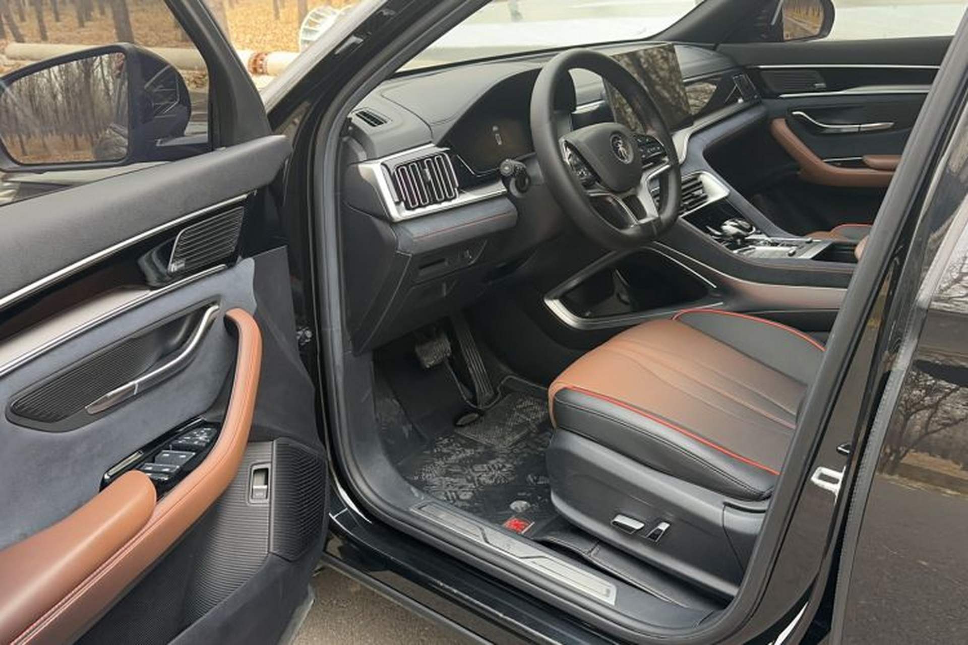 Used BYD Song PLUS 2020 1.5T Automatic Flagship PLUS Interior 1